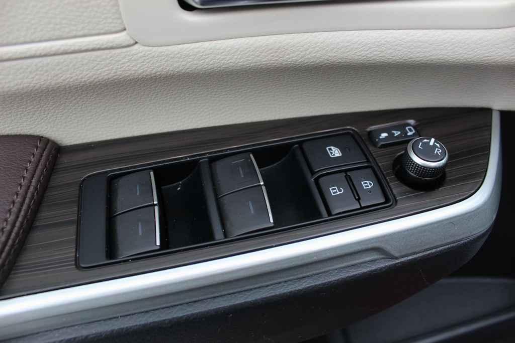 used 2022 Toyota Sienna car, priced at $47,790