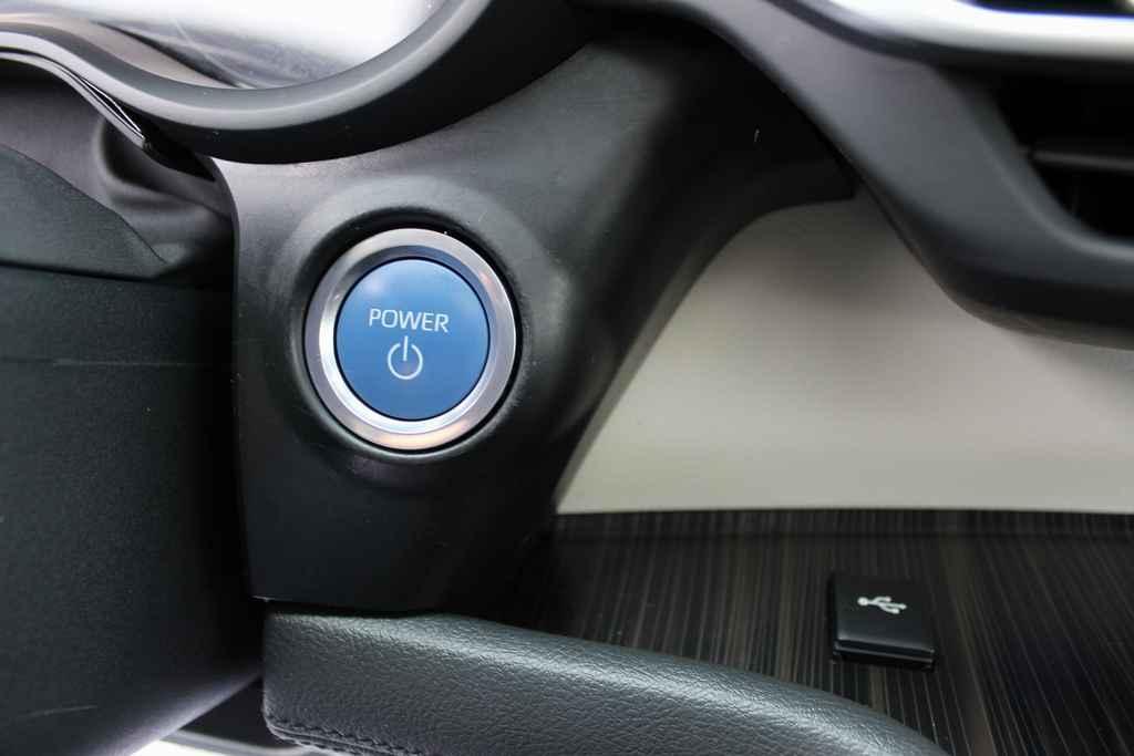 used 2022 Toyota Sienna car, priced at $47,790