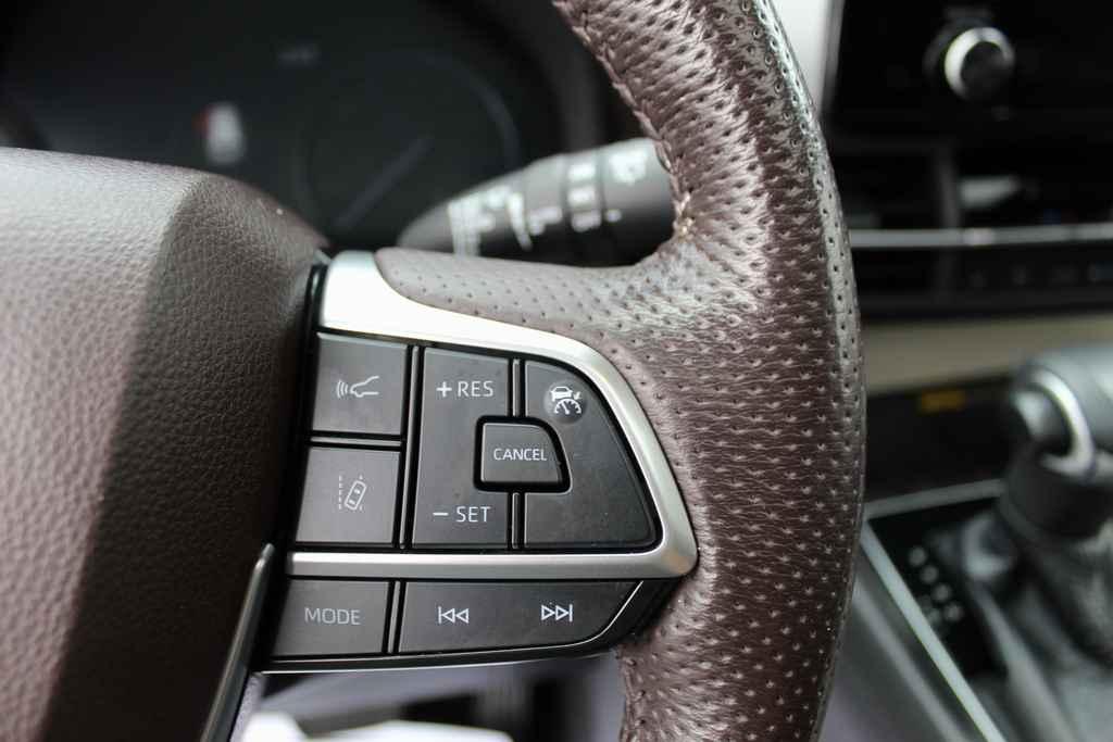 used 2022 Toyota Sienna car, priced at $47,790