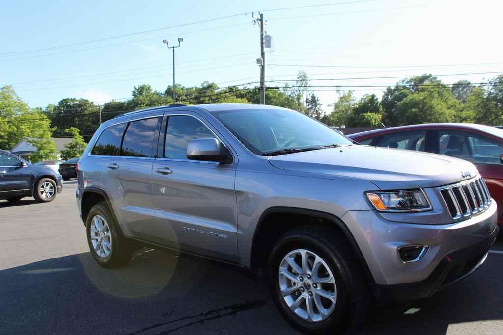 used 2015 Jeep Grand Cherokee car, priced at $11,990