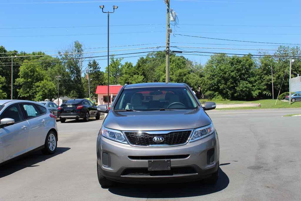 used 2014 Kia Sorento car, priced at $10,990