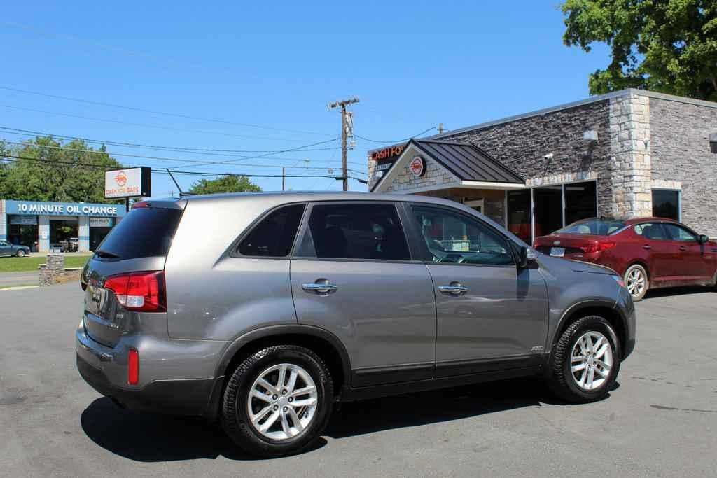 used 2014 Kia Sorento car, priced at $10,990