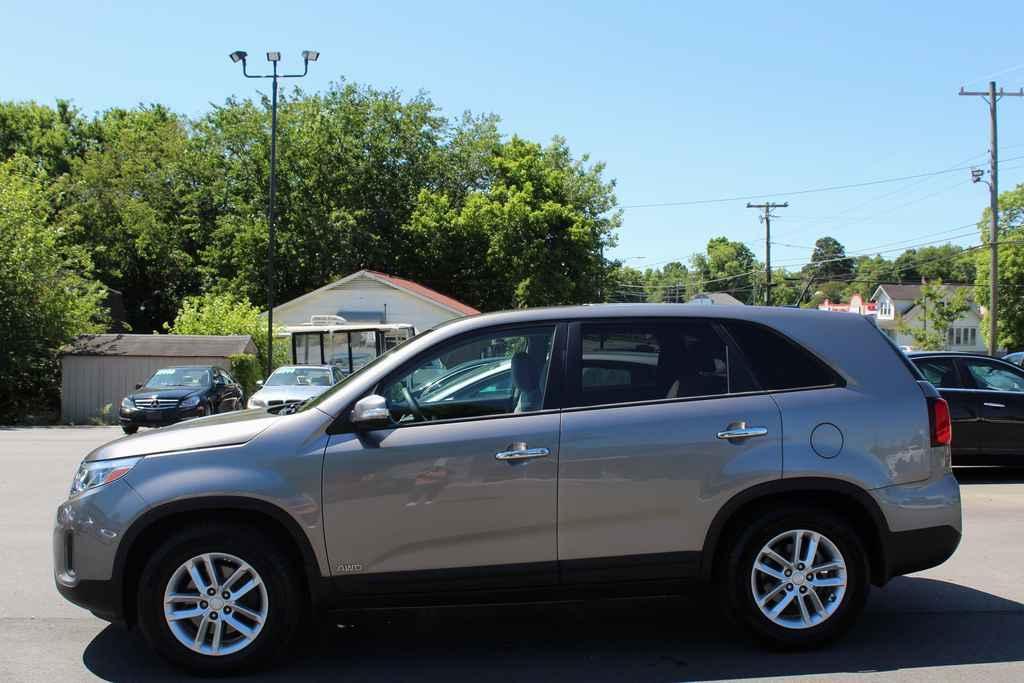 used 2014 Kia Sorento car, priced at $10,990