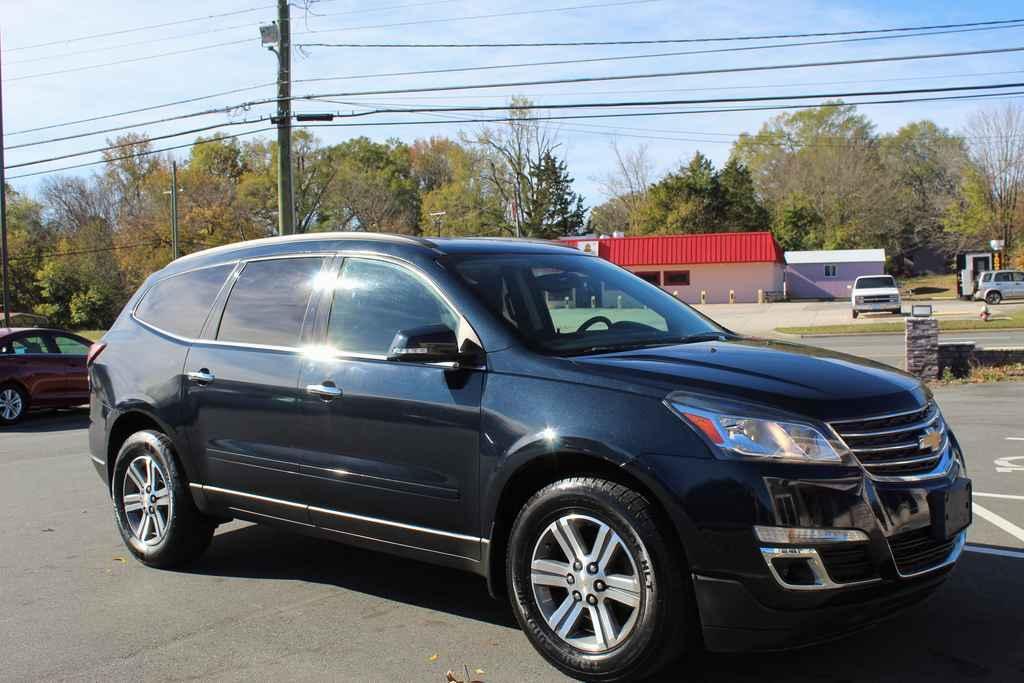 used 2017 Chevrolet Traverse car, priced at $11,790