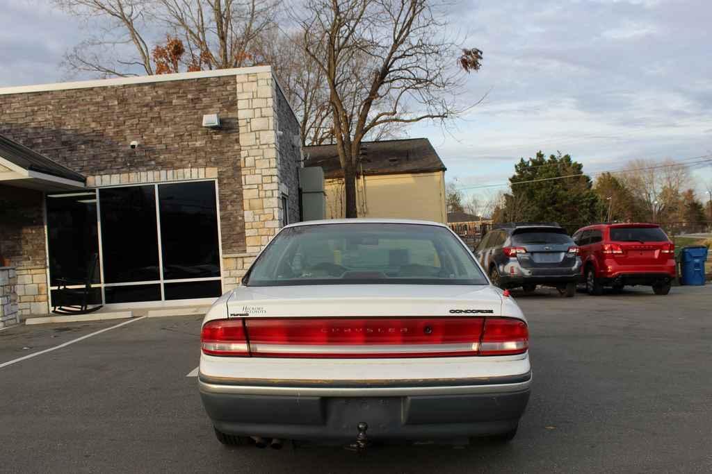 used 1995 Chrysler Concorde car, priced at $1,500