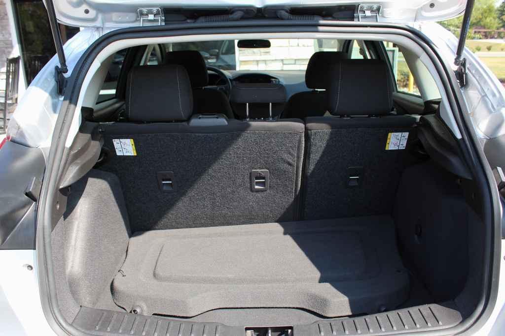 used 2016 Ford Focus car, priced at $9,490