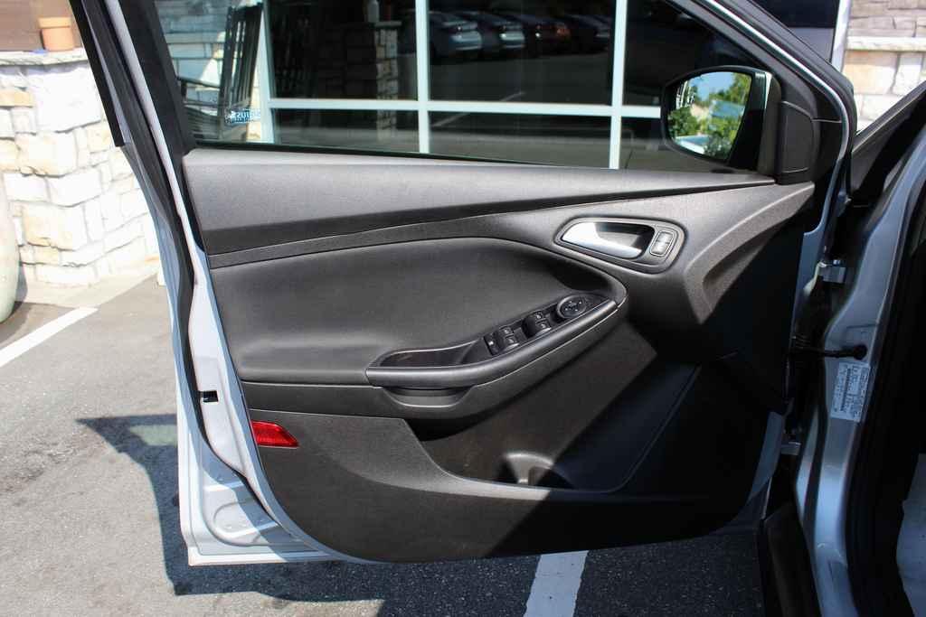 used 2016 Ford Focus car, priced at $9,490