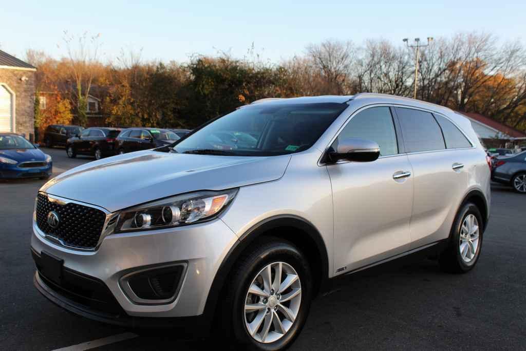 used 2017 Kia Sorento car, priced at $10,490