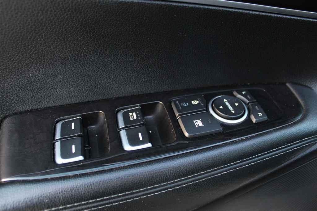 used 2017 Kia Sorento car, priced at $10,490