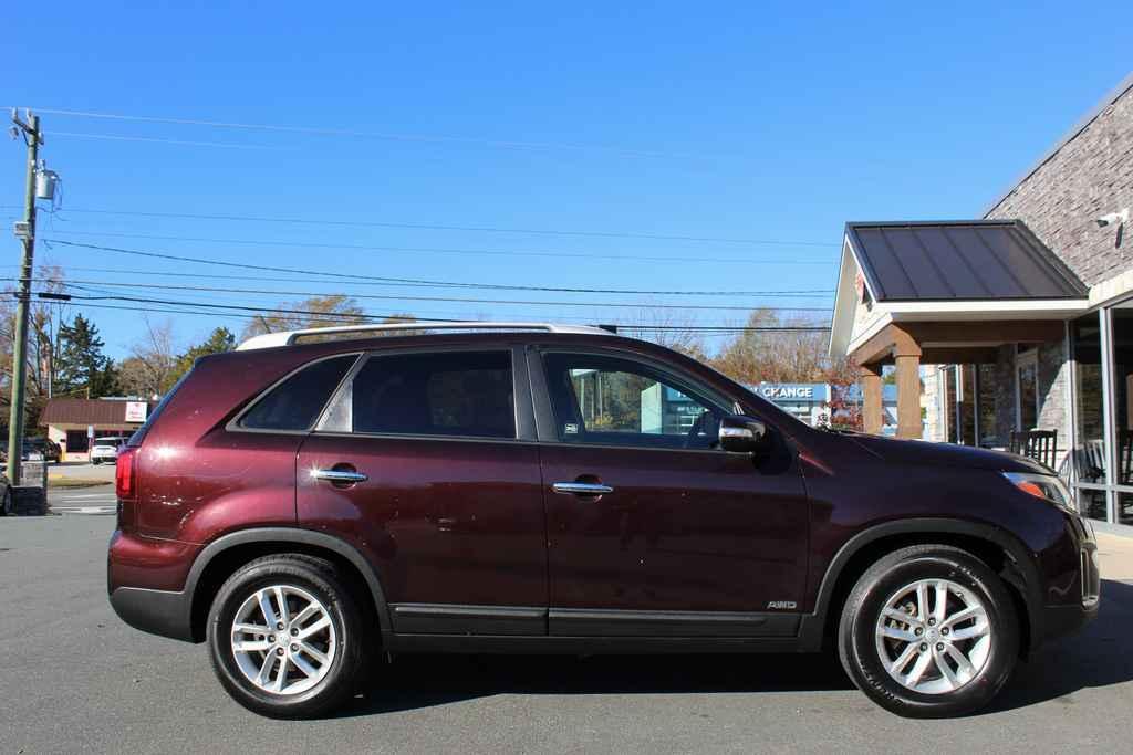 used 2014 Kia Sorento car, priced at $7,990