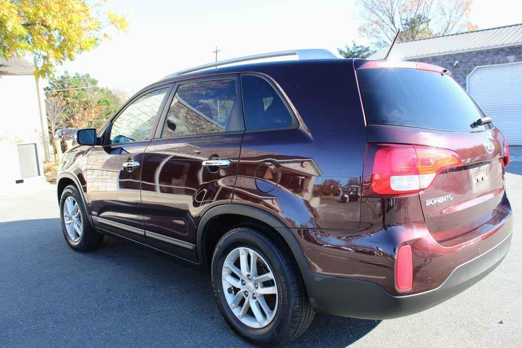 used 2014 Kia Sorento car, priced at $7,990
