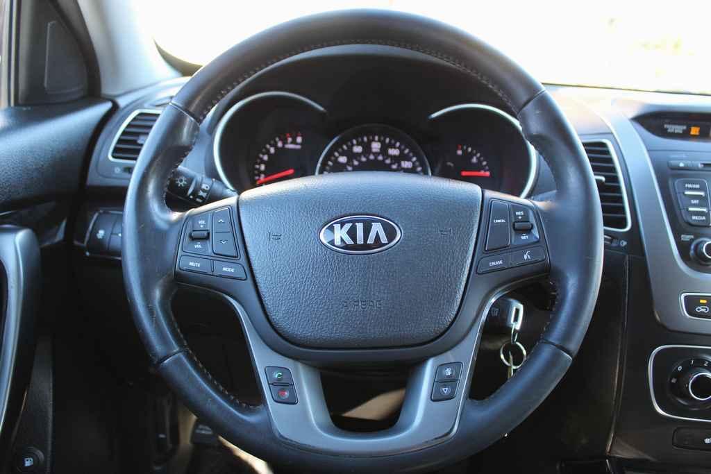 used 2014 Kia Sorento car, priced at $7,990