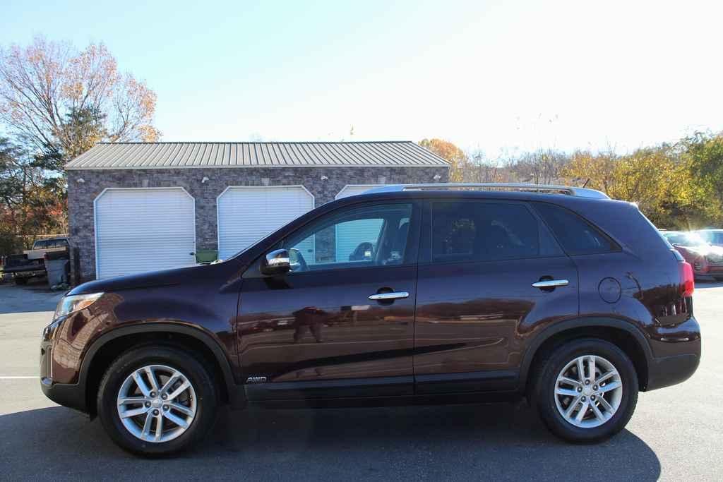 used 2014 Kia Sorento car, priced at $7,990