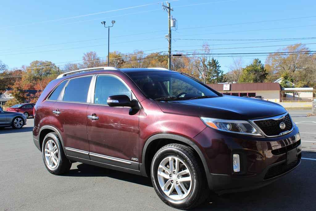 used 2014 Kia Sorento car, priced at $7,990