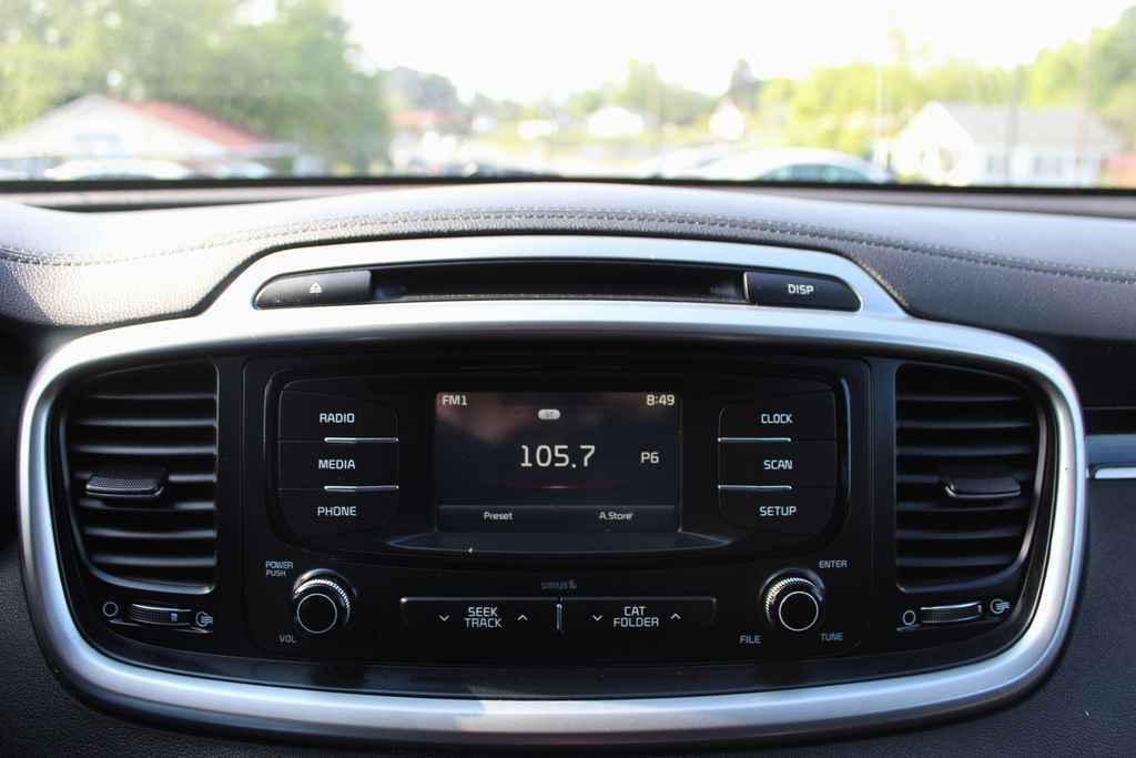 used 2018 Kia Sorento car, priced at $12,890