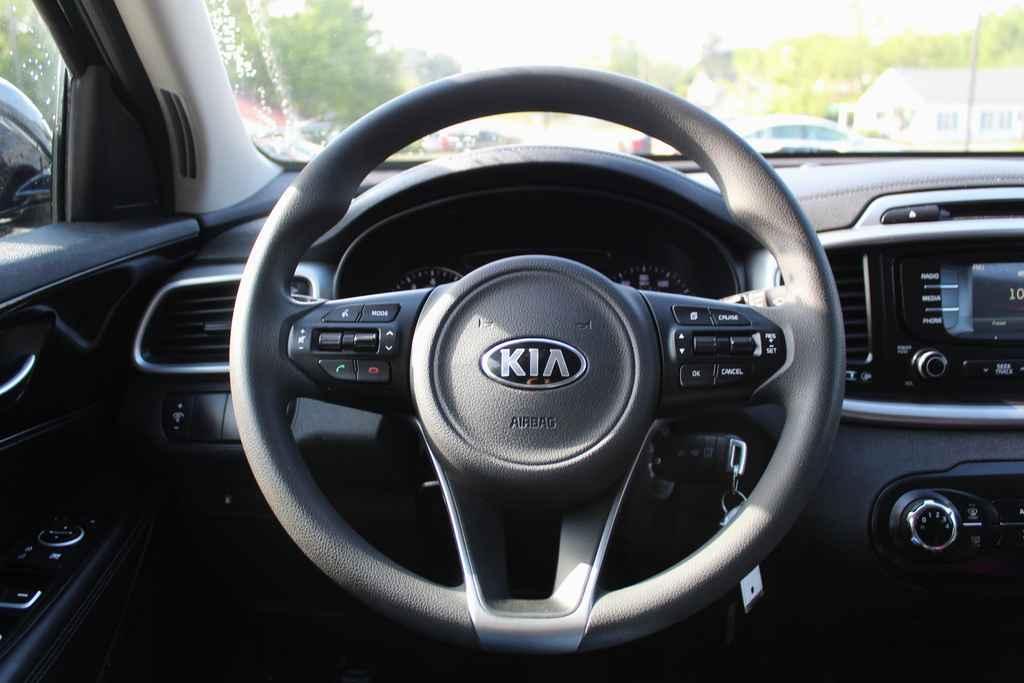 used 2018 Kia Sorento car, priced at $12,890