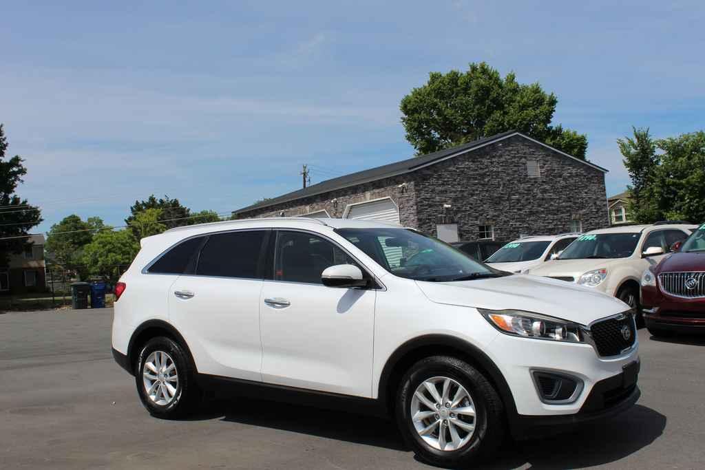 used 2016 Kia Sorento car, priced at $11,990