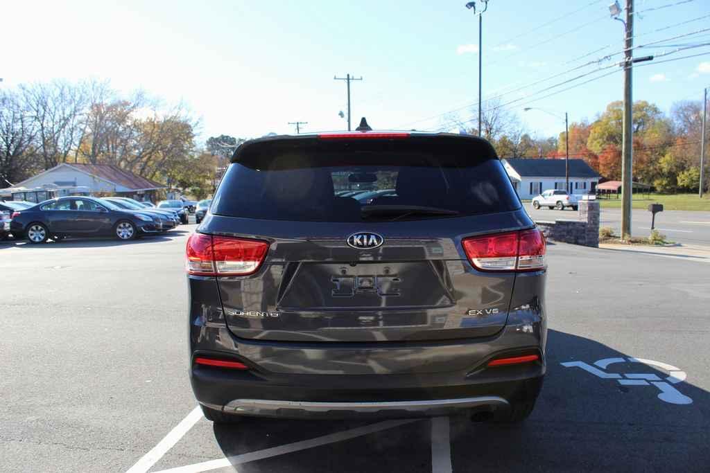 used 2017 Kia Sorento car, priced at $13,490