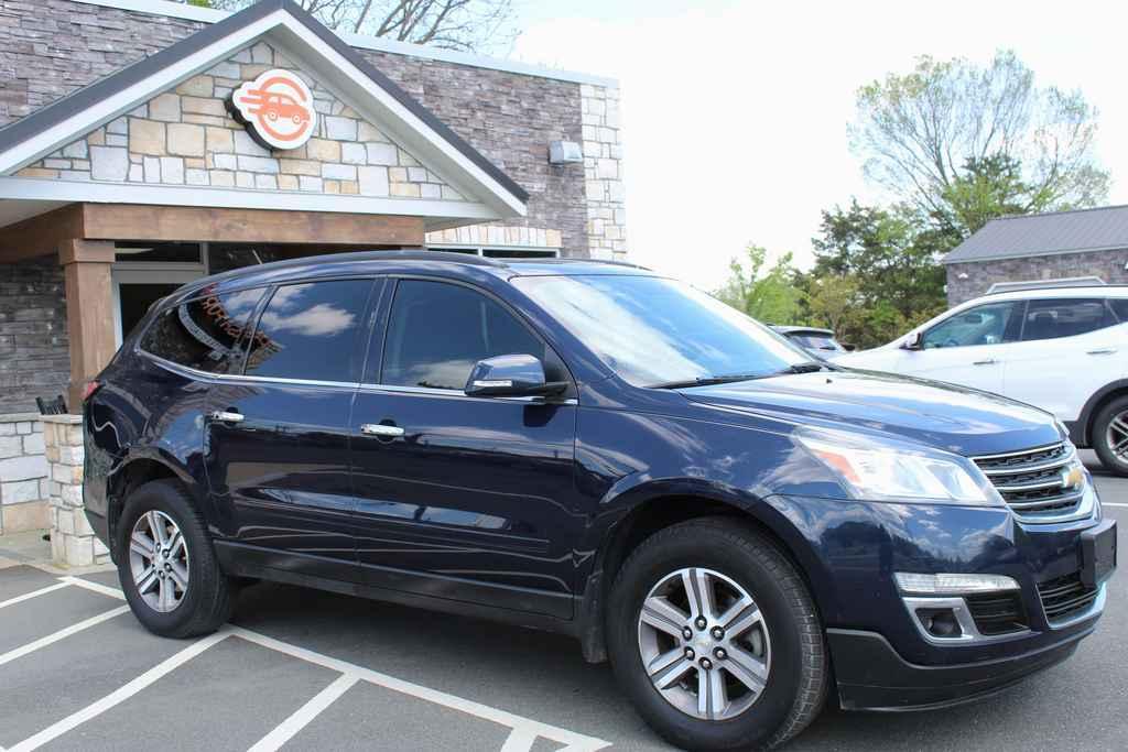 used 2017 Chevrolet Traverse car, priced at $11,990