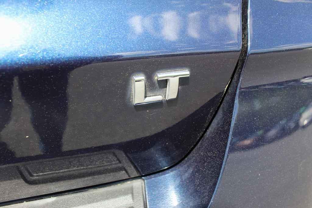 used 2017 Chevrolet Traverse car, priced at $11,990