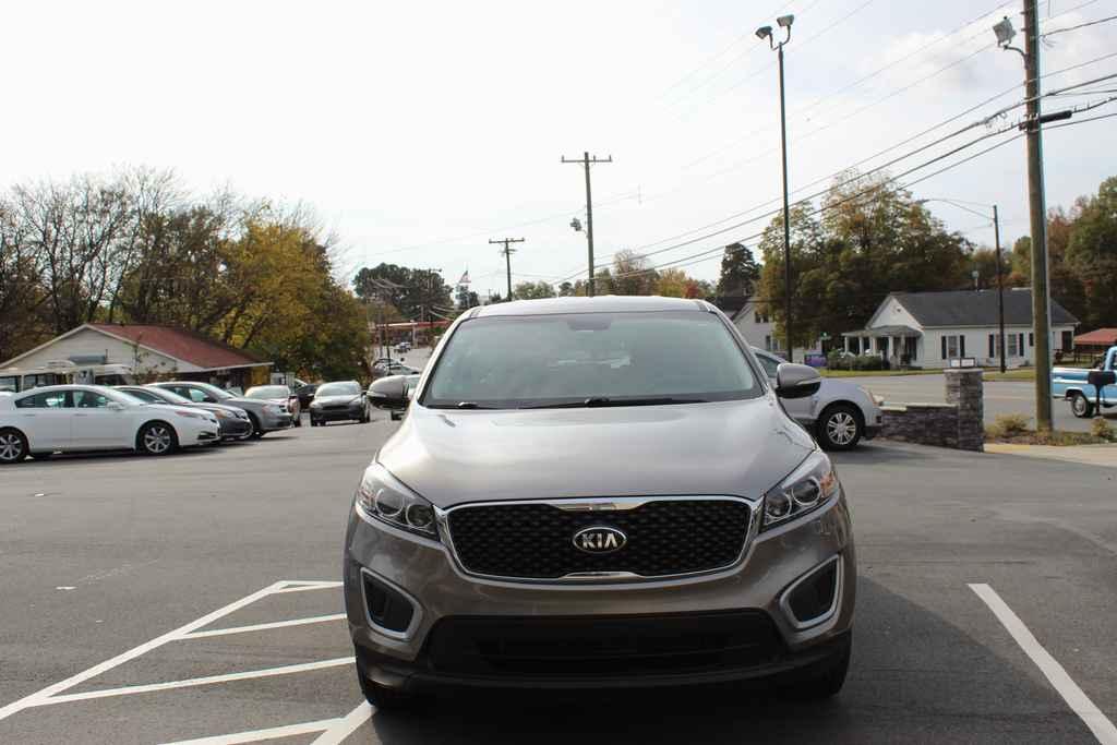 used 2018 Kia Sorento car, priced at $12,790