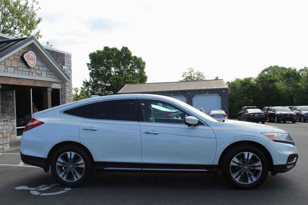 used 2013 Honda Crosstour car, priced at $11,790