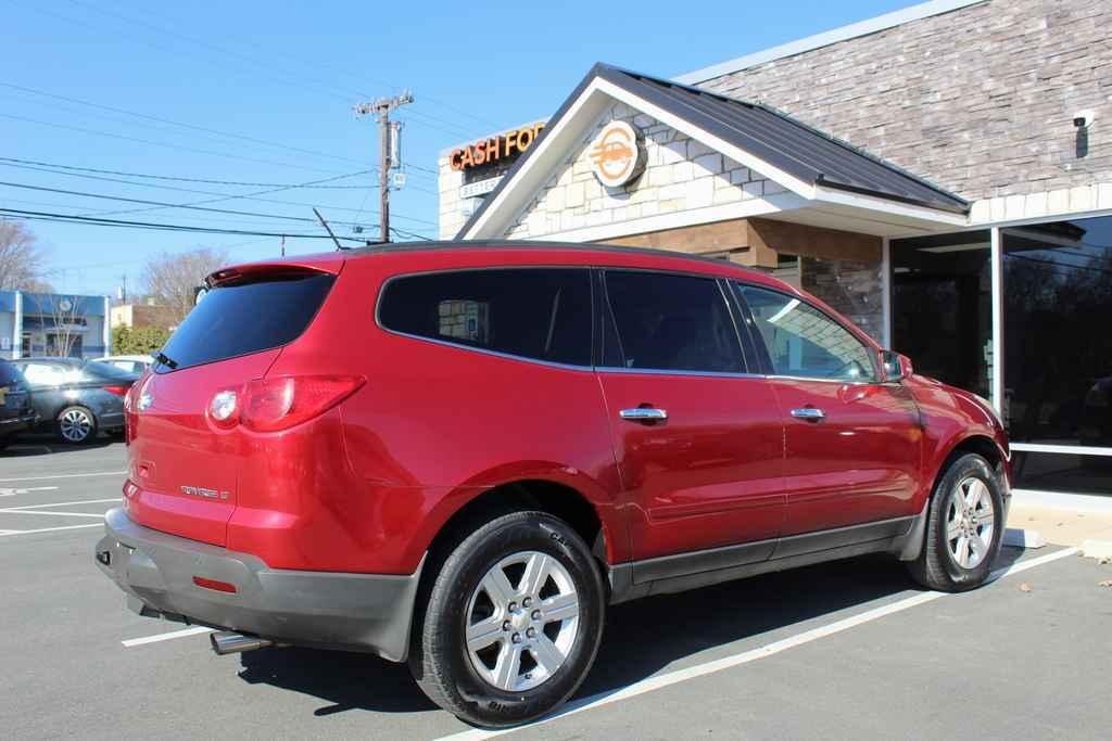 used 2012 Chevrolet Traverse car, priced at $10,990