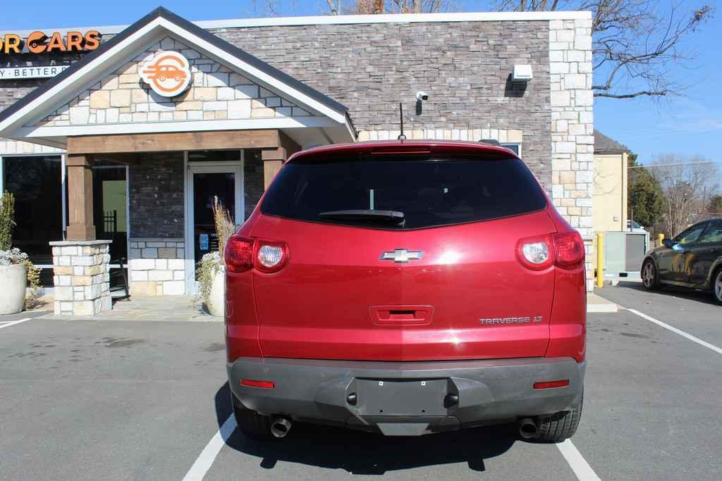 used 2012 Chevrolet Traverse car, priced at $10,990