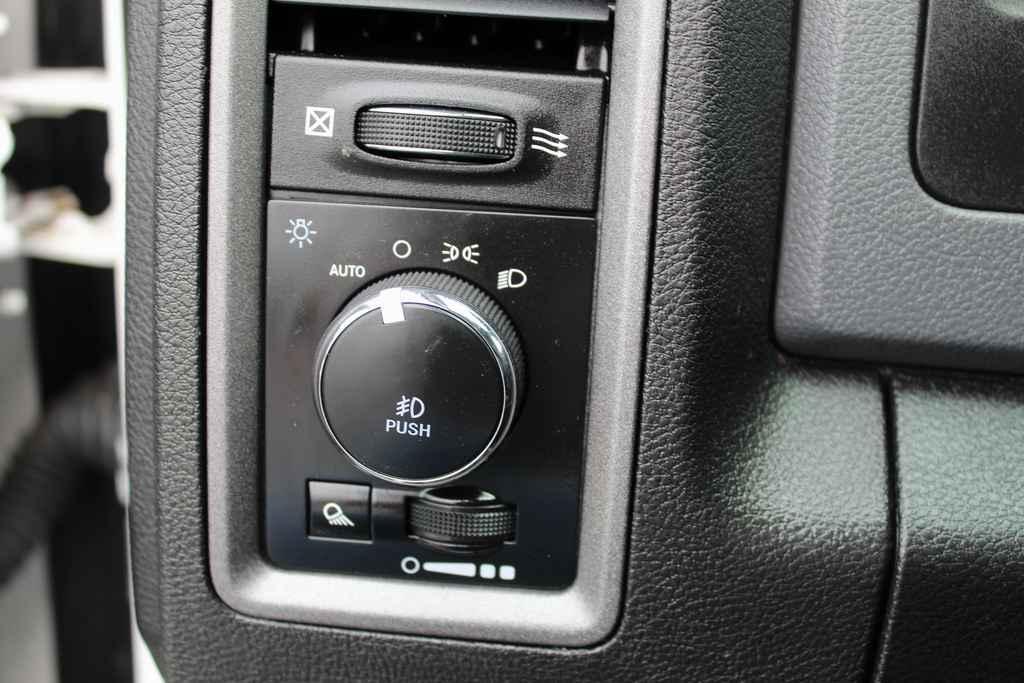 used 2019 Ram 1500 Classic car, priced at $21,790