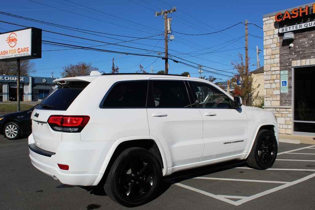 used 2015 Jeep Grand Cherokee car, priced at $13,990