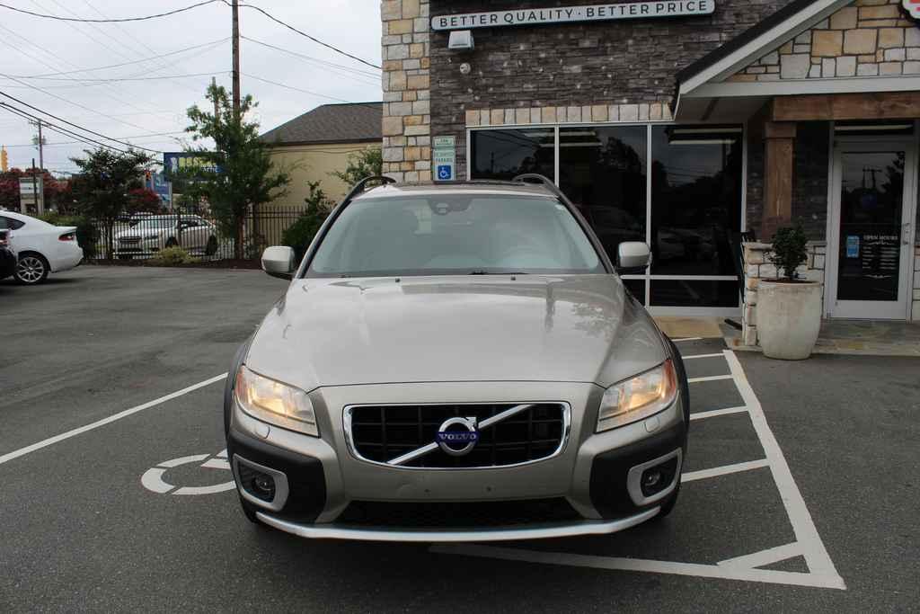 used 2012 Volvo XC70 car, priced at $7,490
