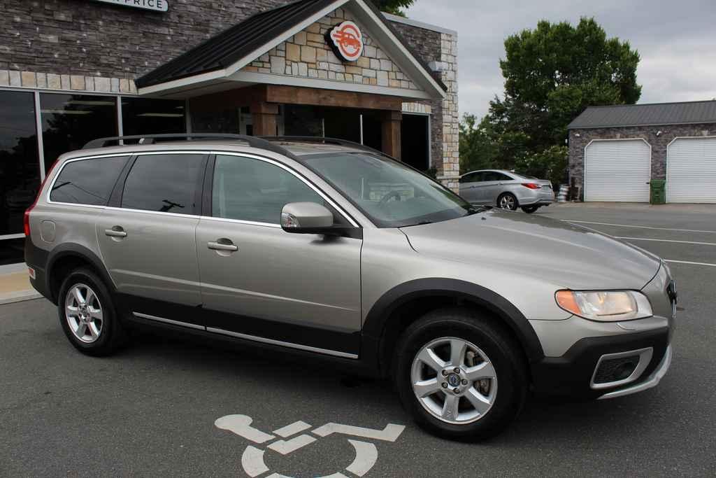 used 2012 Volvo XC70 car, priced at $7,490