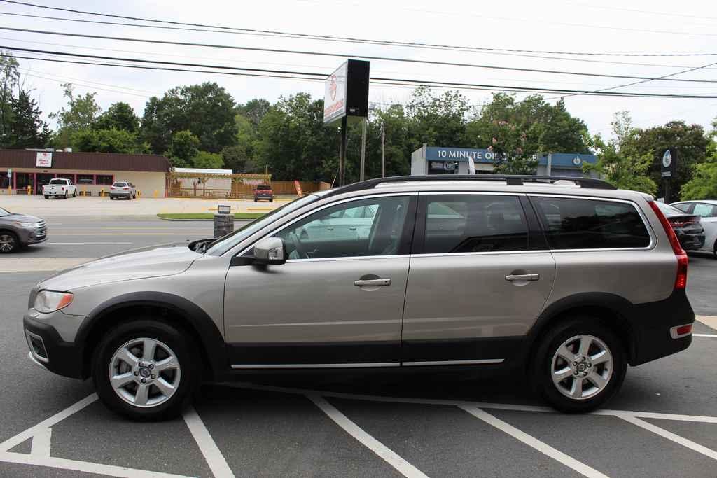 used 2012 Volvo XC70 car, priced at $7,490