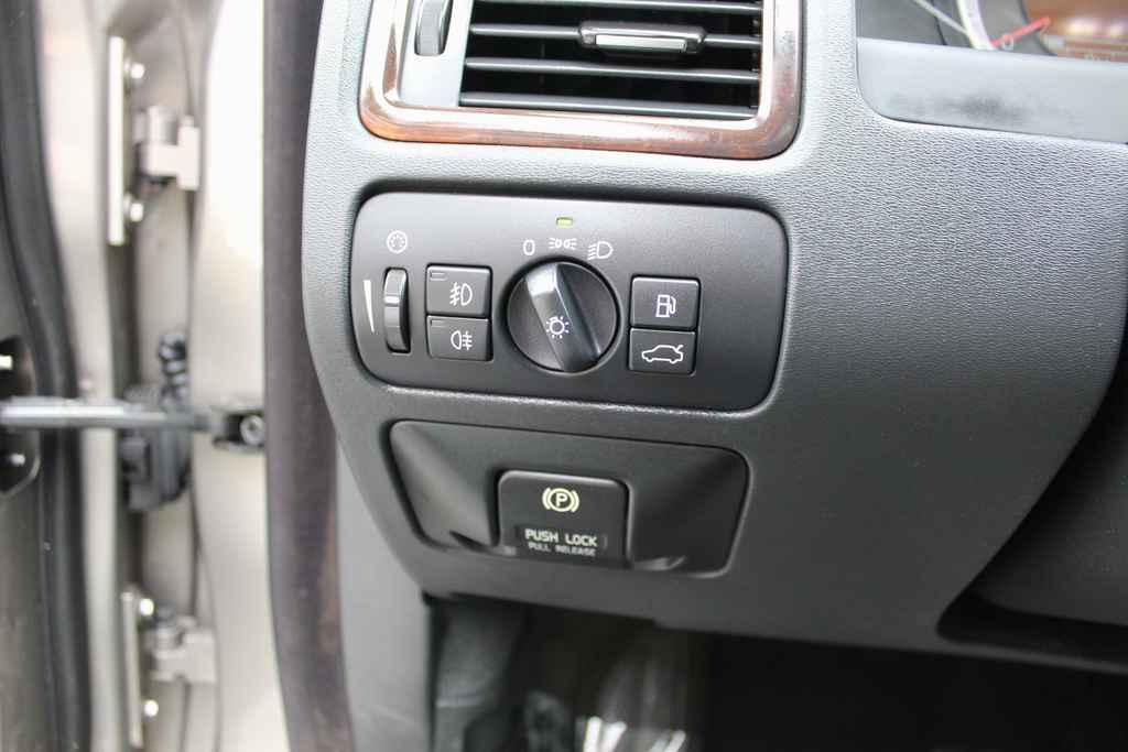 used 2012 Volvo XC70 car, priced at $7,490