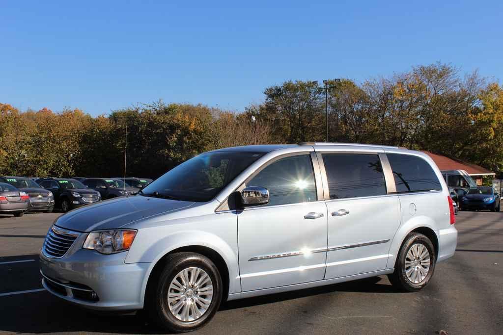 used 2016 Chrysler Town & Country car, priced at $11,790