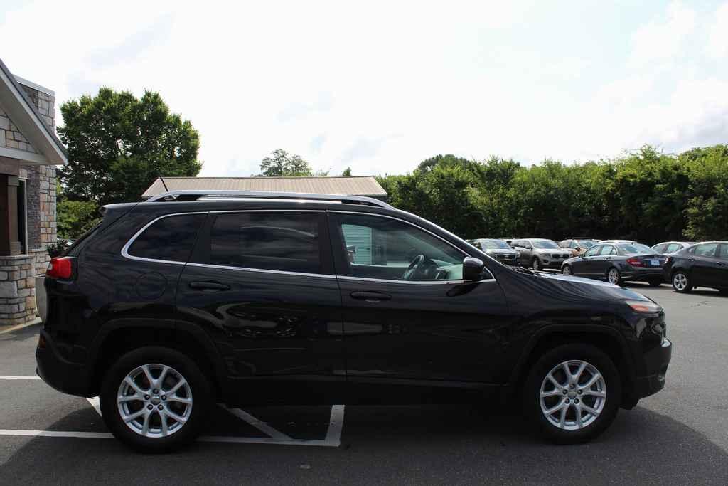 used 2014 Jeep Cherokee car, priced at $9,490