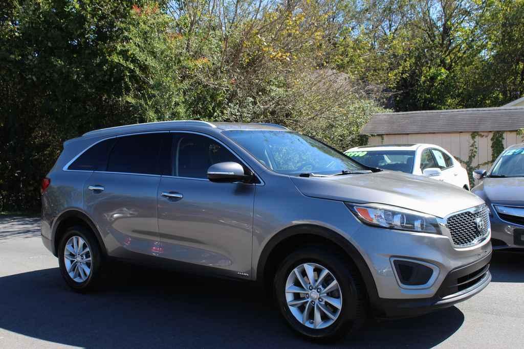 used 2016 Kia Sorento car, priced at $9,890