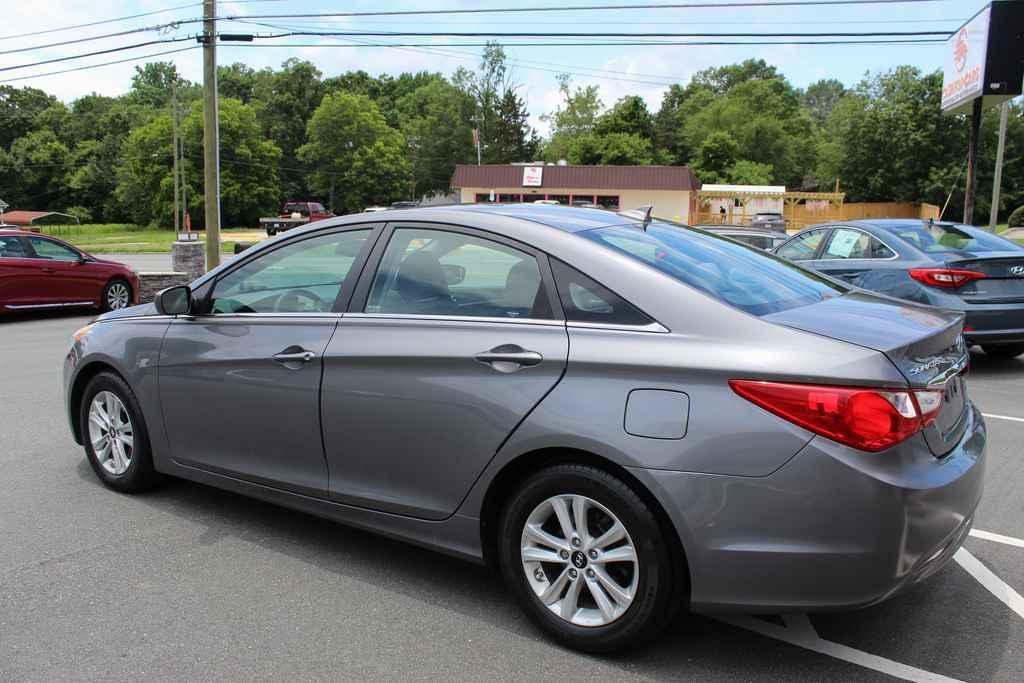 used 2013 Hyundai Sonata car, priced at $7,990