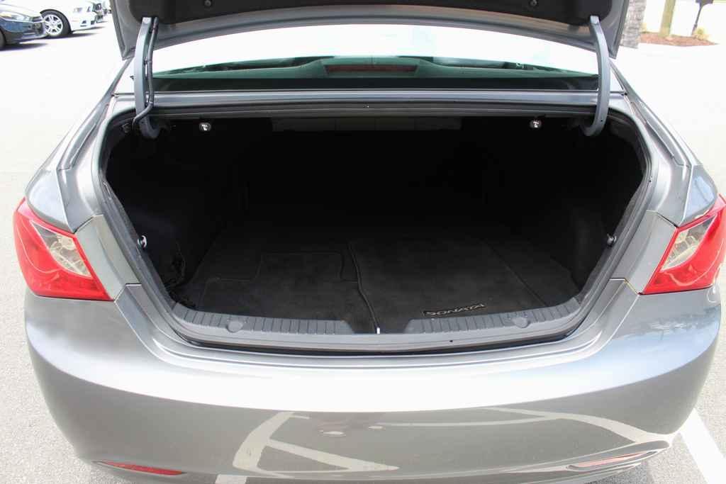 used 2013 Hyundai Sonata car, priced at $7,990
