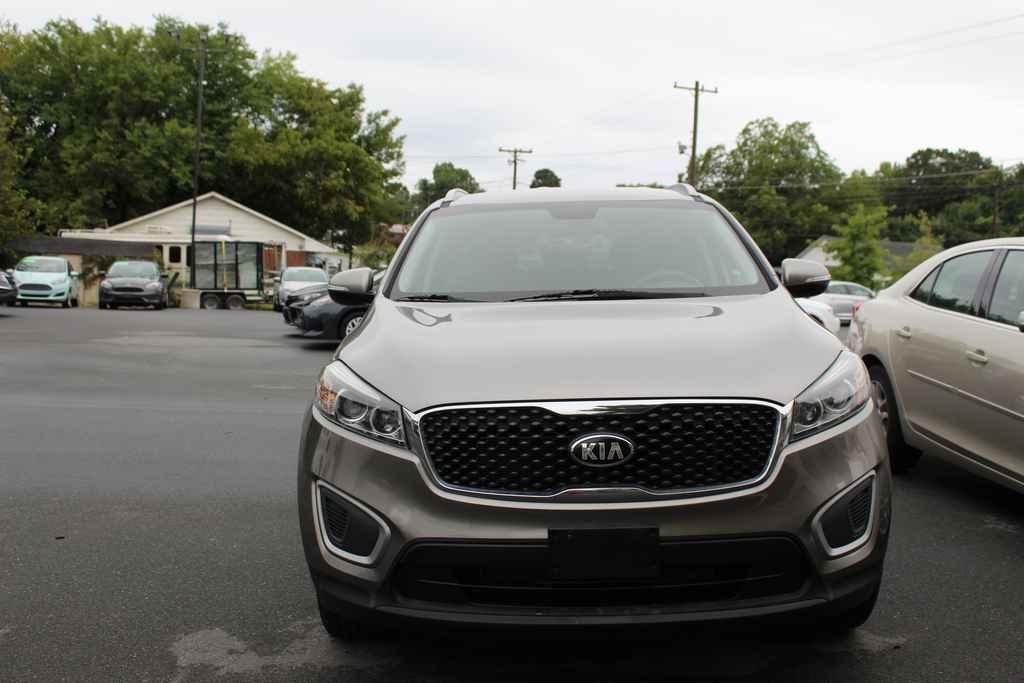 used 2018 Kia Sorento car, priced at $11,290