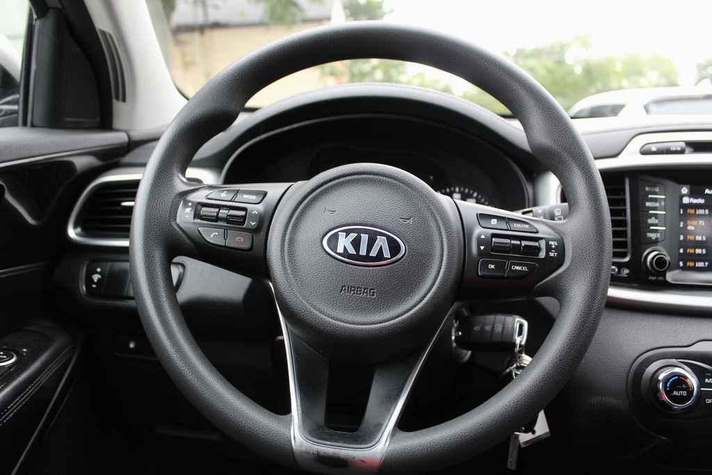 used 2018 Kia Sorento car, priced at $11,290