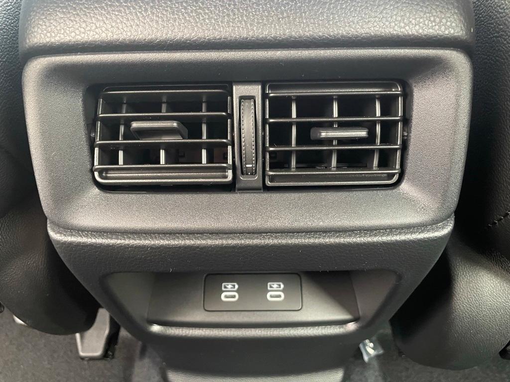 new 2026 Honda CR-V Hybrid car, priced at $39,733