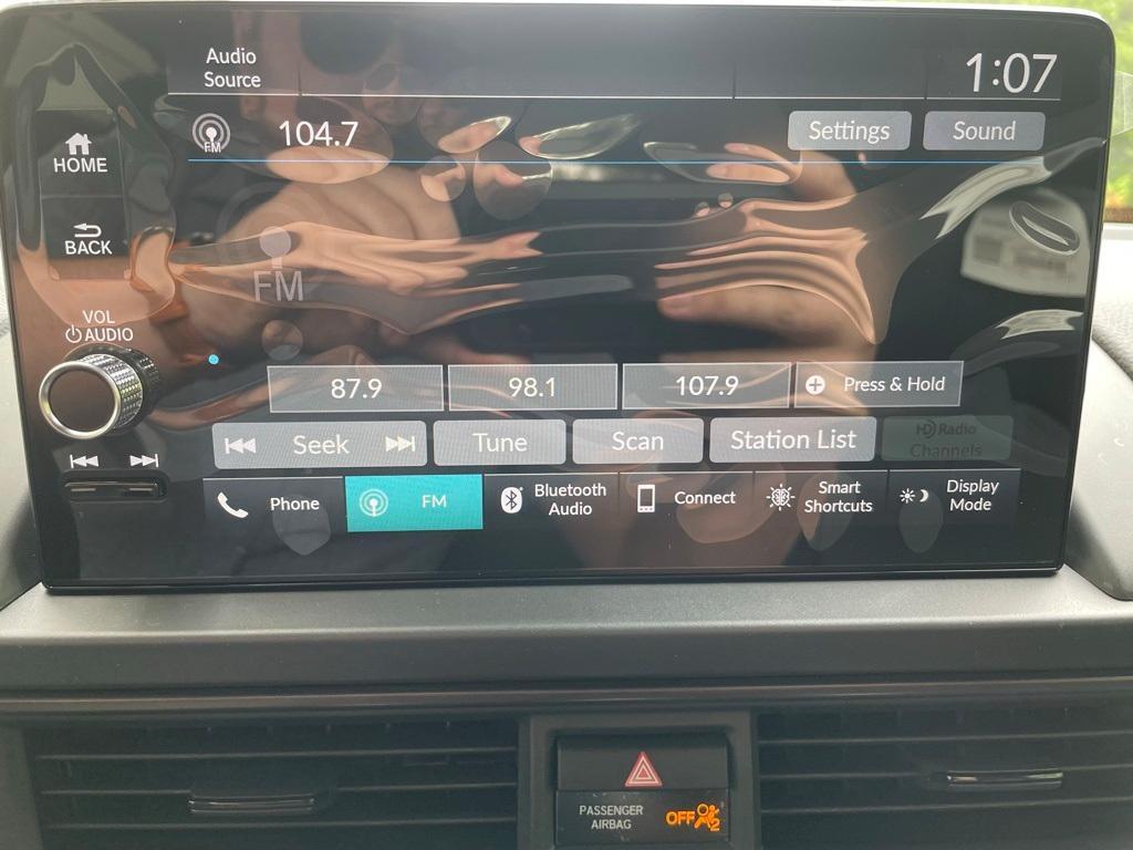 new 2025 Honda Pilot car, priced at $48,555