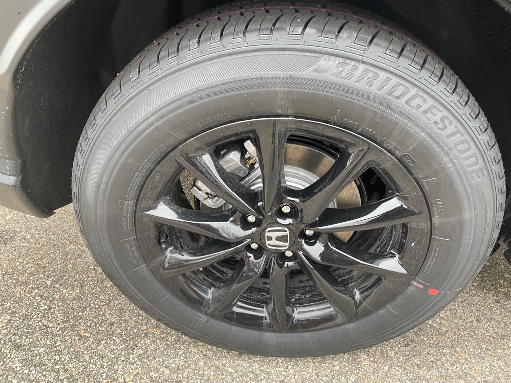 new 2026 Honda CR-V Hybrid car, priced at $39,733