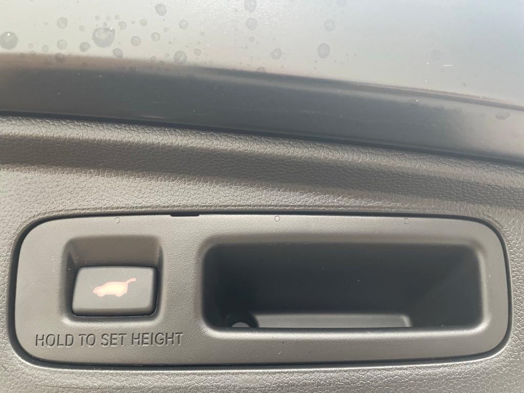 new 2026 Honda CR-V Hybrid car, priced at $39,733