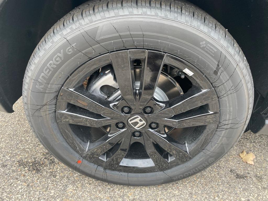 new 2026 Honda HR-V car, priced at $29,997