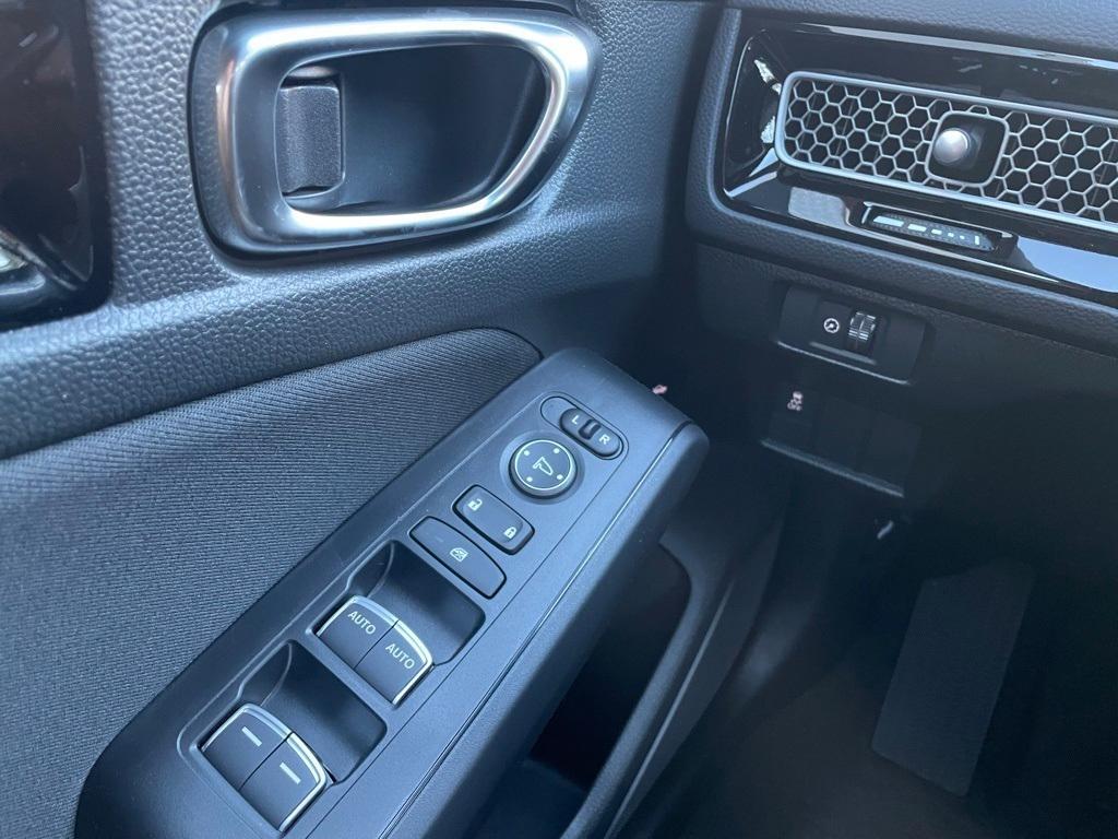 new 2026 Honda Civic Hybrid car, priced at $29,113