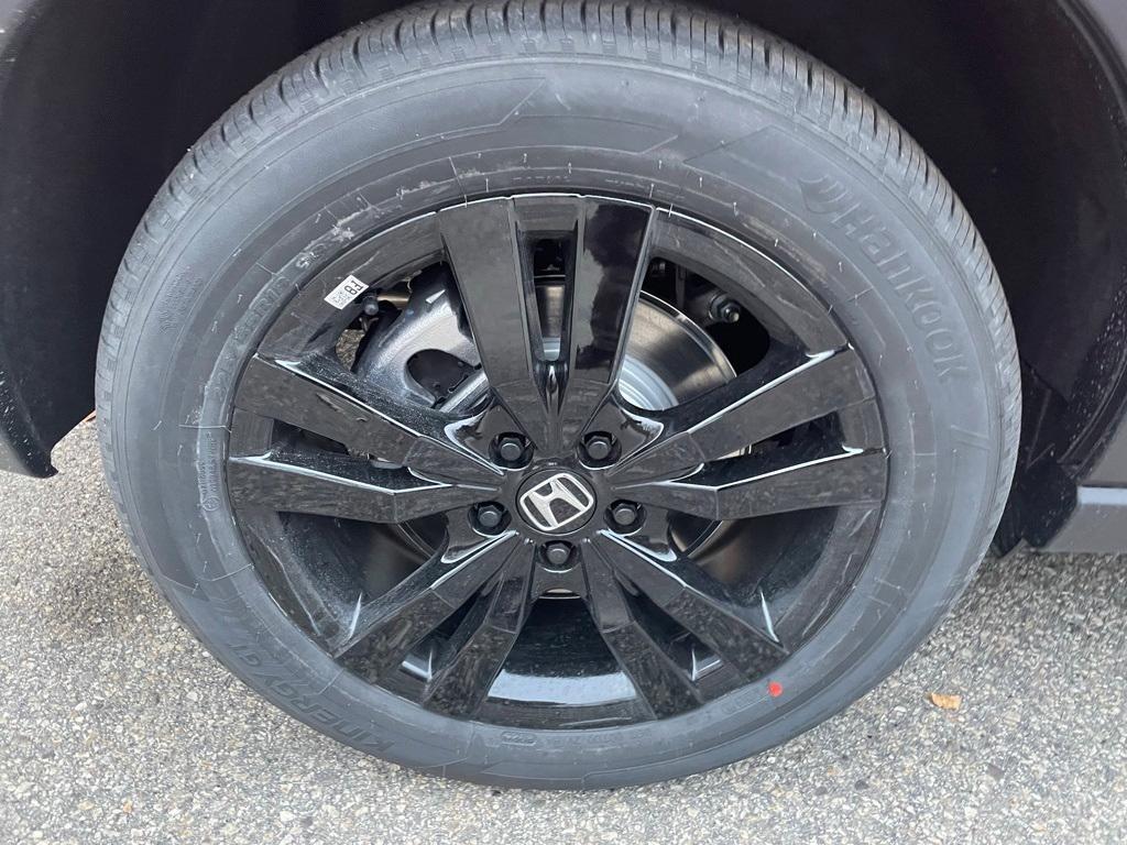 new 2026 Honda HR-V car, priced at $29,564