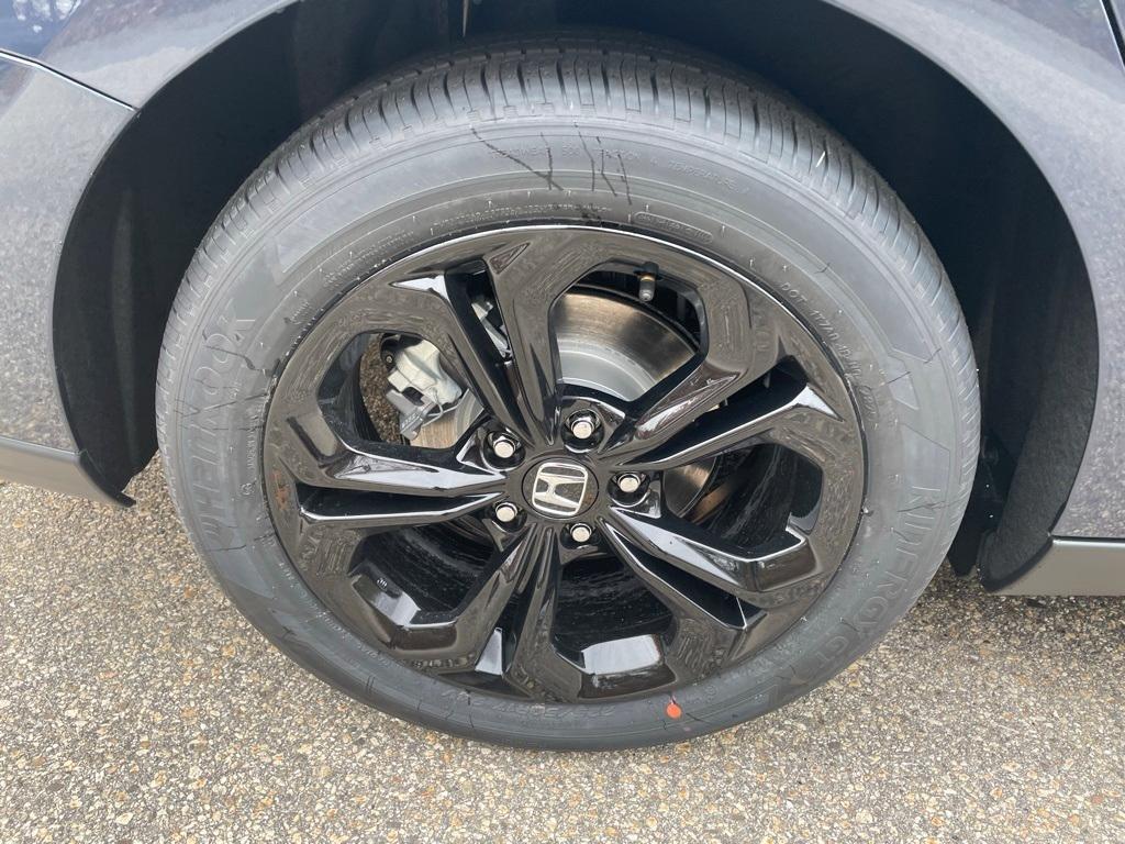new 2025 Honda Accord car, priced at $30,319