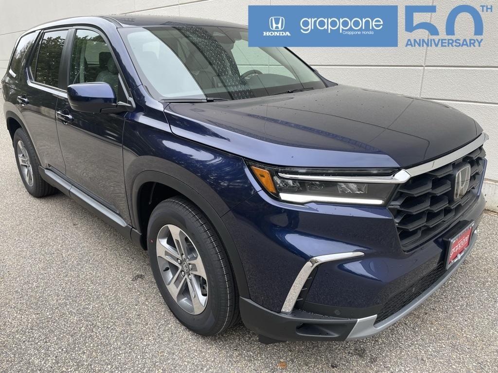 new 2025 Honda Pilot car, priced at $44,268